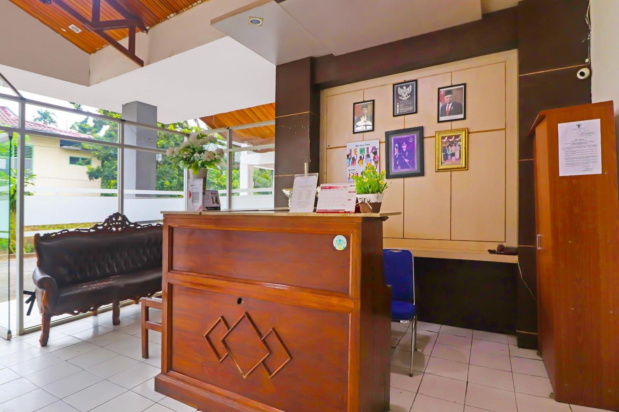 Oyo 92484 Wisma Permata Syariah Bangko Екстериор снимка