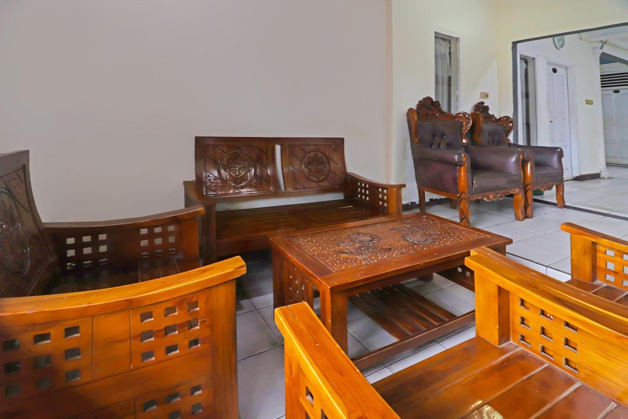 Oyo 92484 Wisma Permata Syariah Bangko Екстериор снимка